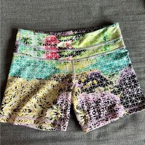 Lululemon Geometric Women's Shorts
